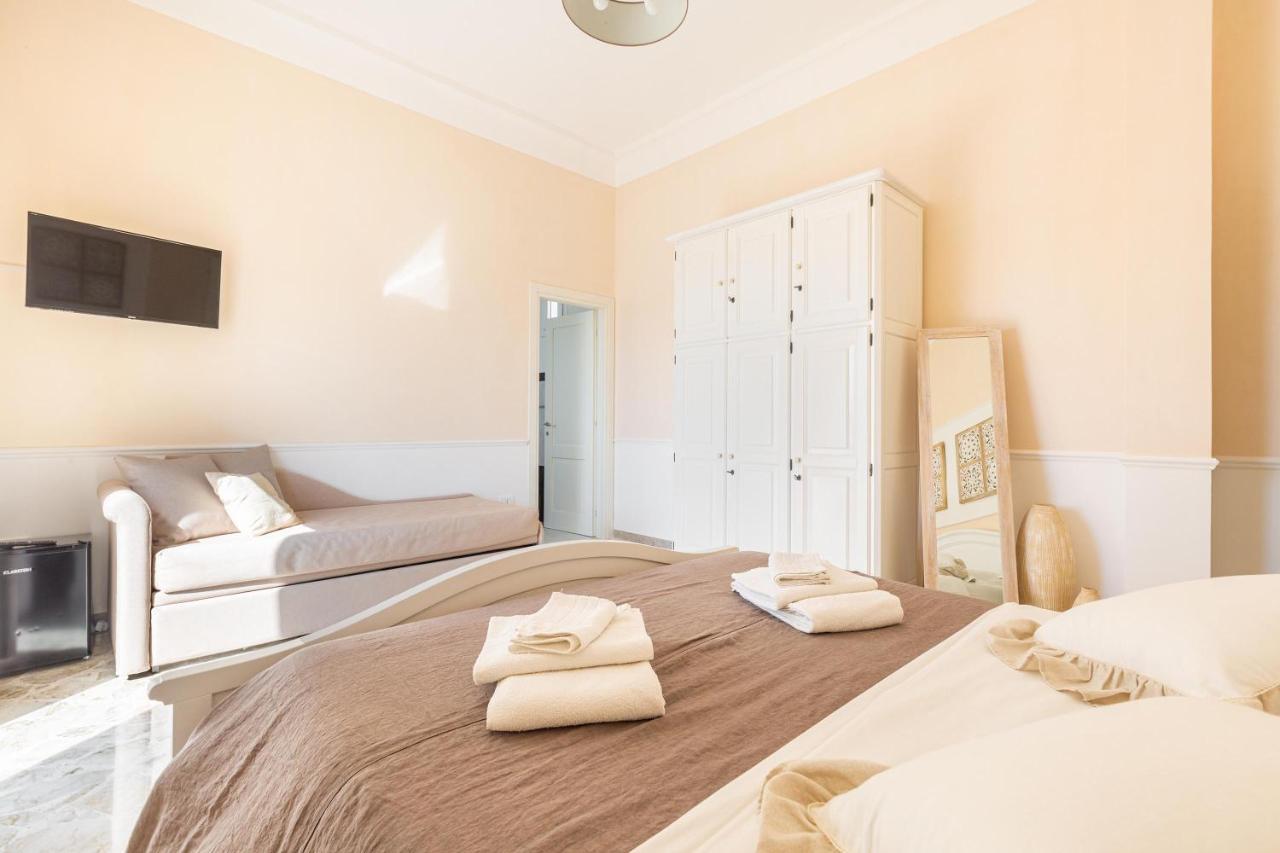 Dimora Le Tre Muse Guesthouse Lecce Luaran gambar