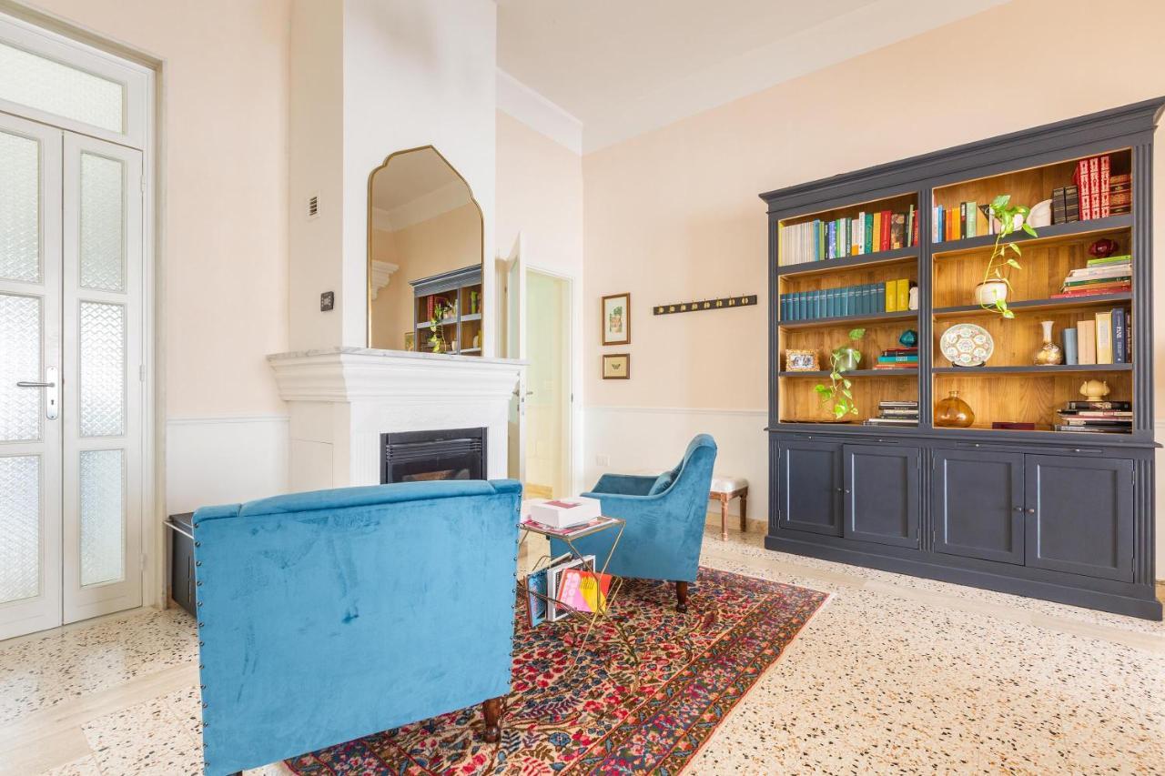 Dimora Le Tre Muse Guesthouse Lecce Luaran gambar