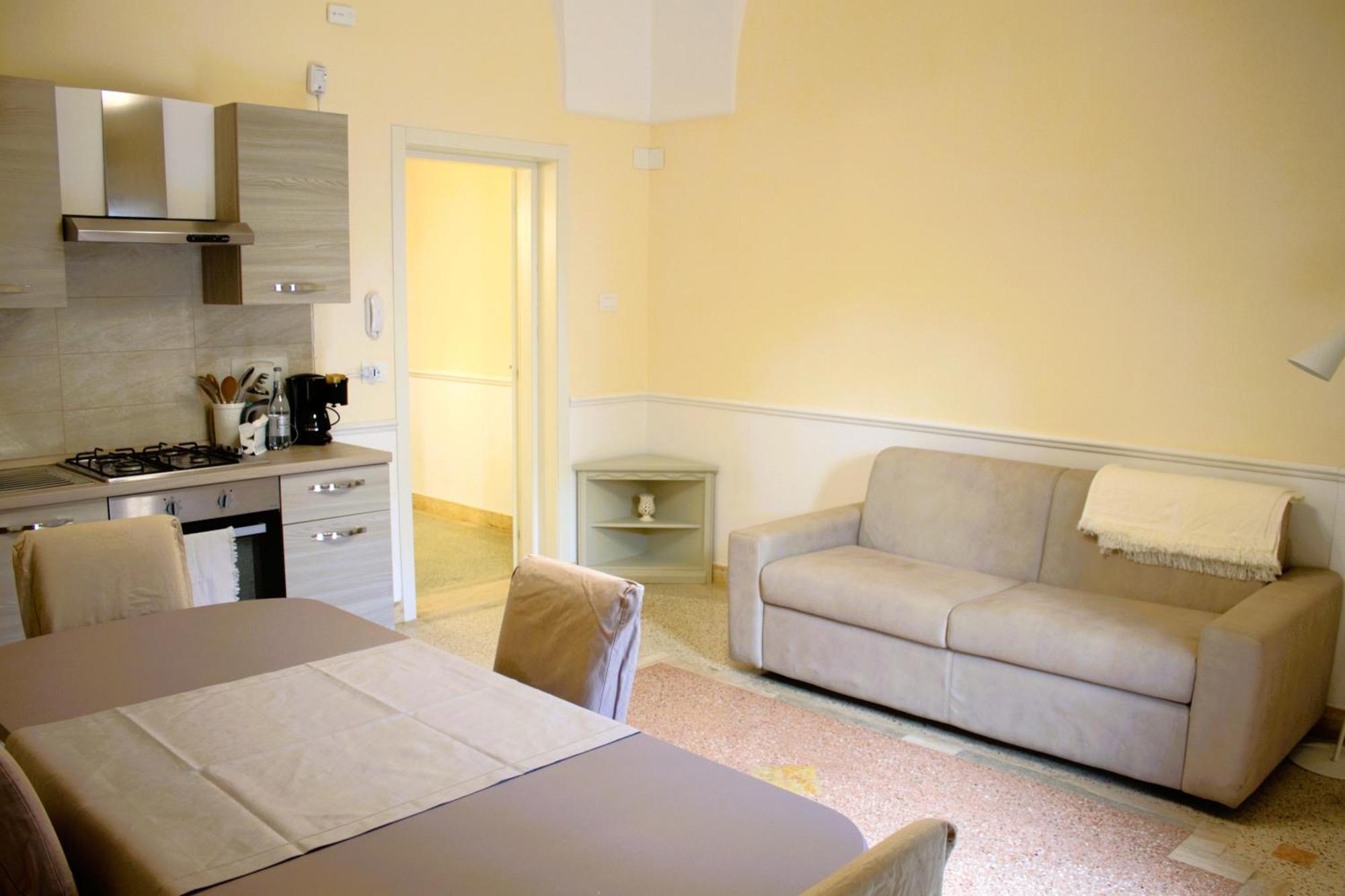 Dimora Le Tre Muse Guesthouse Lecce Luaran gambar
