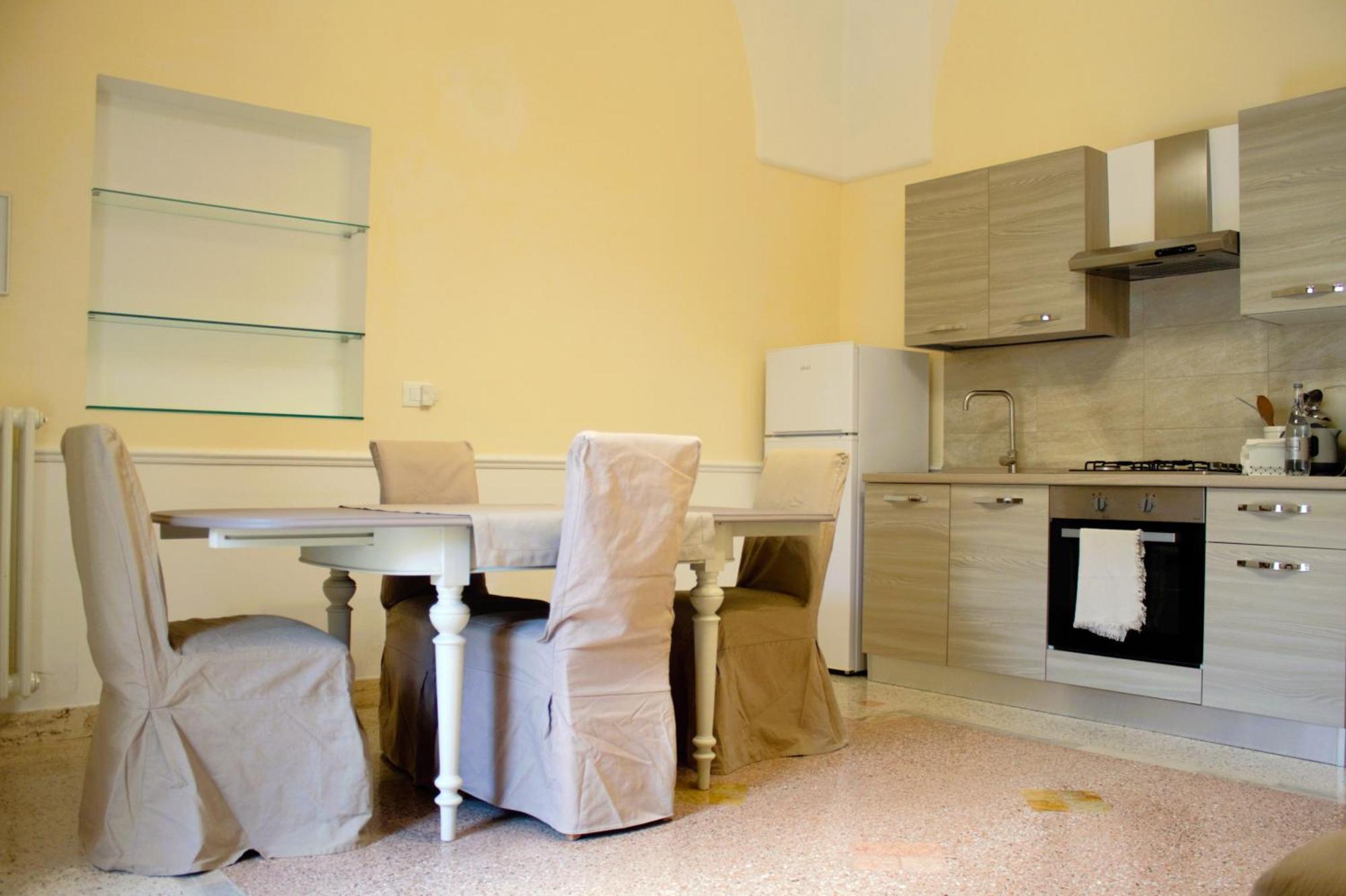 Dimora Le Tre Muse Guesthouse Lecce Luaran gambar
